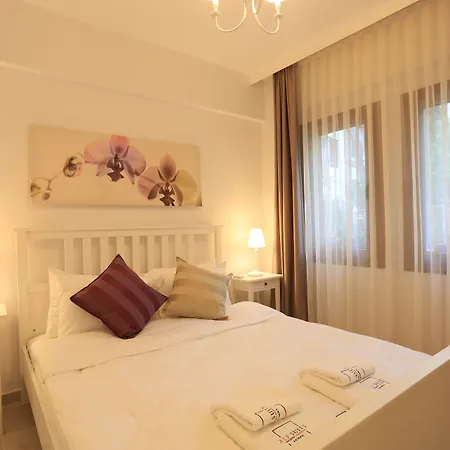 Alp Lavanta Акьяка