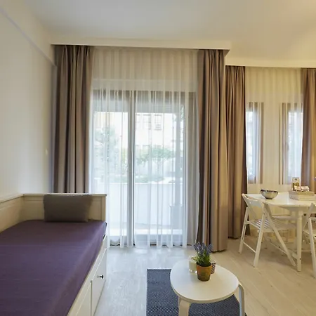 Alp Lavanta Apartment *